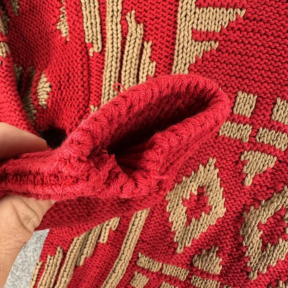 Vintage Banana Republic Sweater Mens Medium Red Cotton Tribal Chunky Crewneck